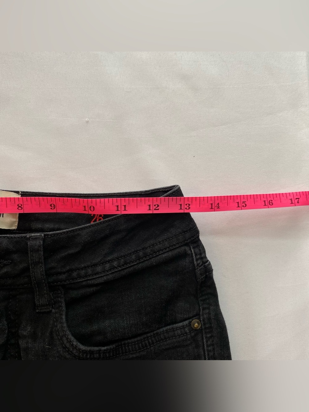 Sezane Black Slim Parfait Cotton Skinny Denim Jeans 26 Minimal Quiet Luxury - Picture 13 of 16